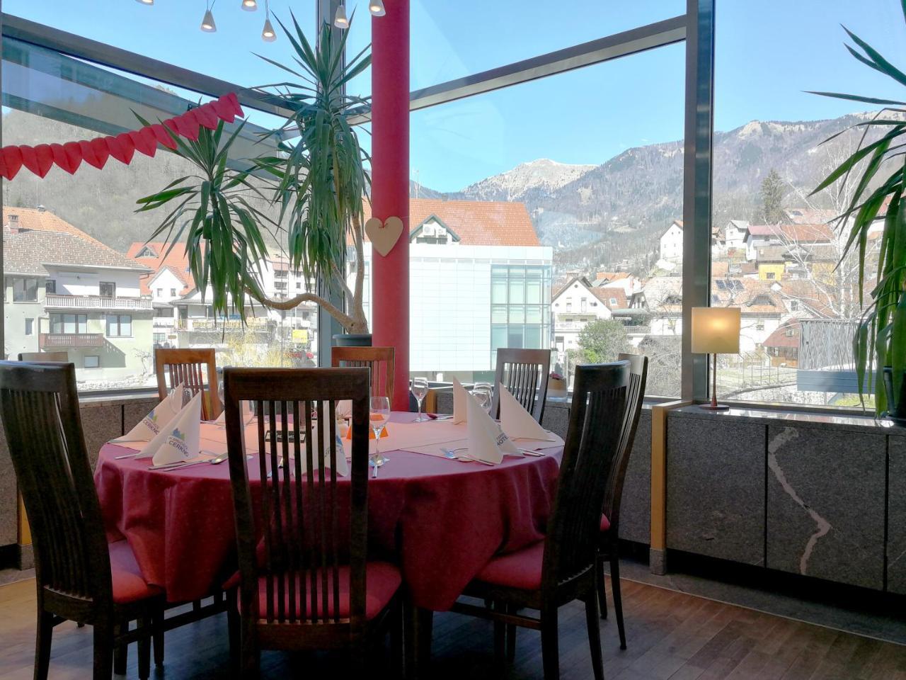 Hostel Prenocisca Cerkno Exteriér fotografie